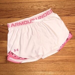 Under Armor Loose  HeatGear Youth Large Soft Pink Athletic Shorts Hot Pink Camo!